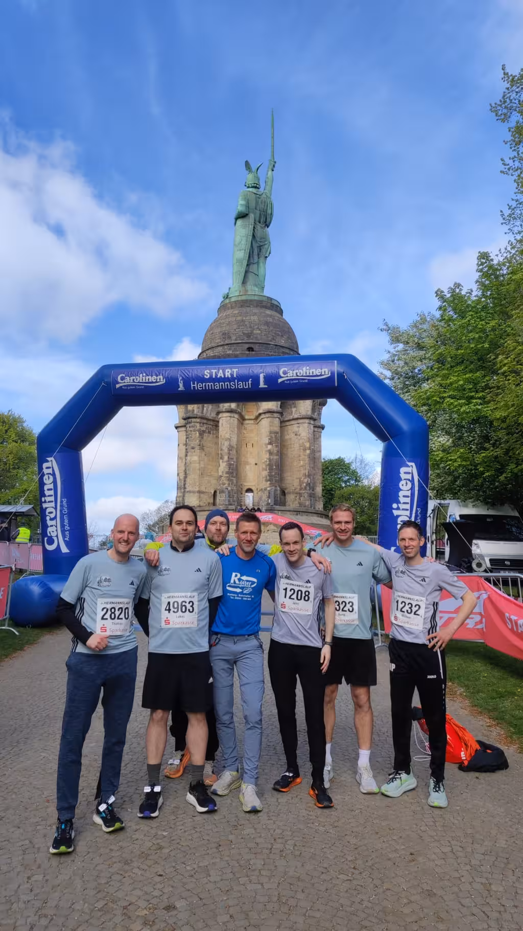 Druffel auf Hermanns Spuren: Sieben Mann, drei Stunden, ein Sahne-Tag