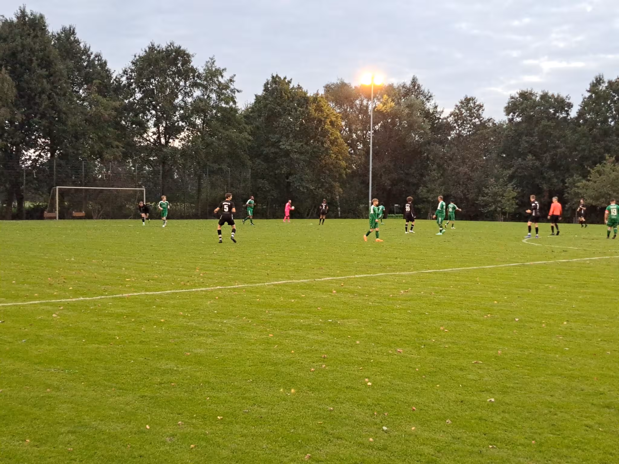 Die Zweite siegt 6:0 gegen GW Langenberg-Benteler III
